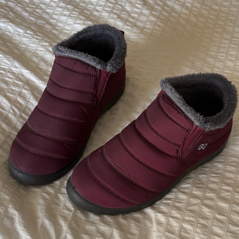 Women's Burgundy Winter Slip-On Boots